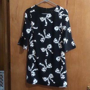 Banana Republic black and white bow dress